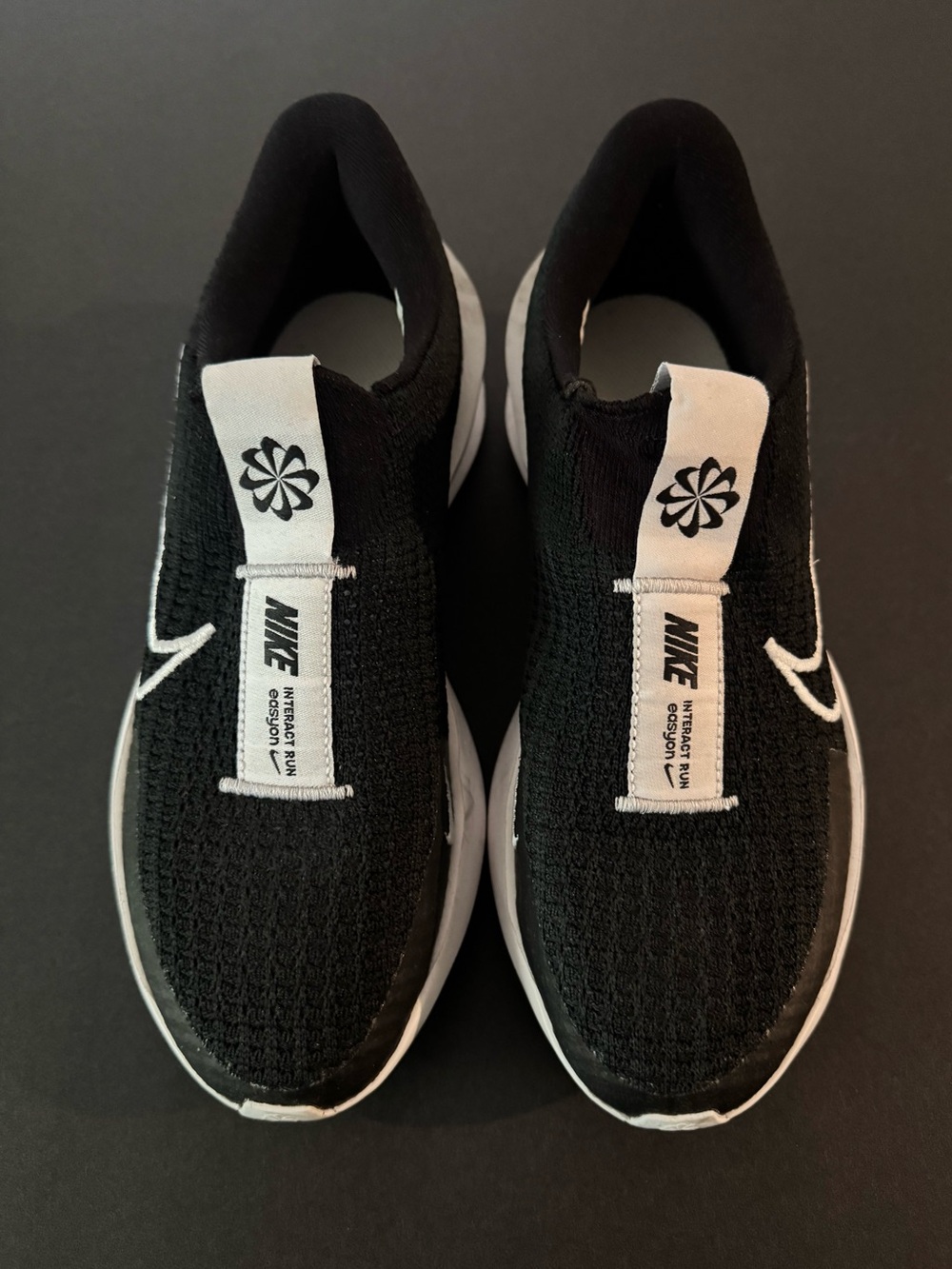 Nike slip on sneaker
